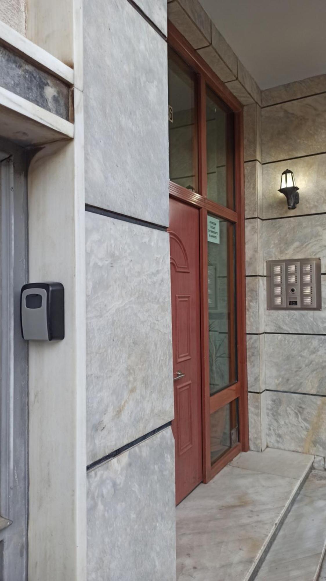 Appartement Olvios Attiki Metro à Athènes Extérieur photo